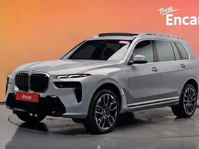 صورة 1 لـ 2024 BMW X7