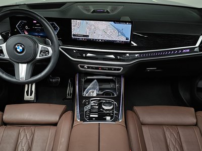 صورة 5 لـ 2024 BMW X5