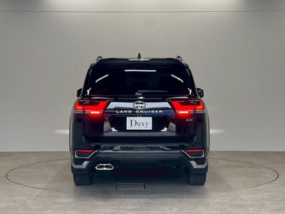 صورة مصغرة 13 لـ 2025 Toyota LAND CRUISER 300