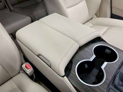 صورة مصغرة 64 لـ 2025 Toyota LAND CRUISER 300