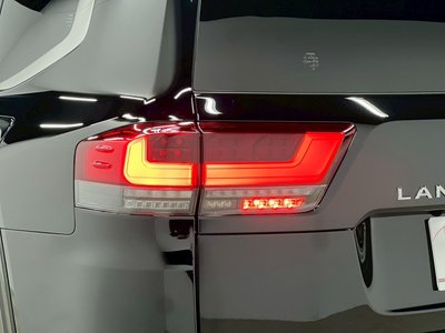 صورة مصغرة 36 لـ 2025 Toyota LAND CRUISER 300