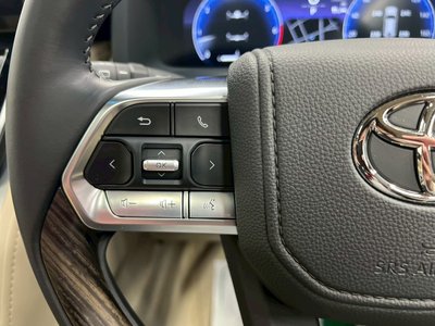 صورة مصغرة 74 لـ 2025 Toyota LAND CRUISER 300
