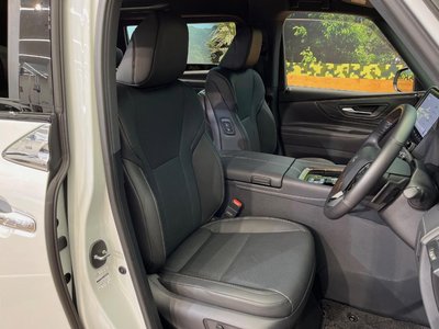 2025 TOYOTA ALPHARD photo 9