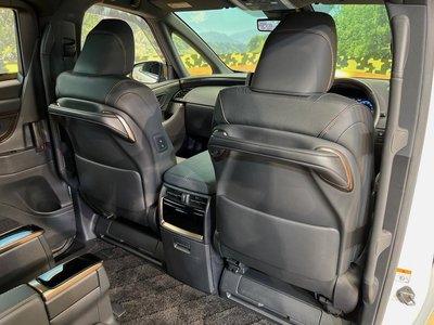2025 TOYOTA ALPHARD — миниатюра 33