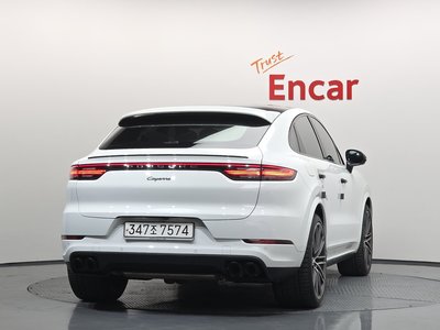 PORSCHE CAYENNE - 4