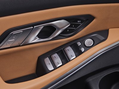 صورة مصغرة 23 لـ 2025 BMW 3 SERIES