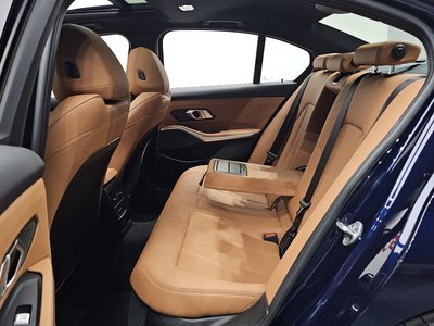 صورة مصغرة 17 لـ 2025 BMW 3 SERIES