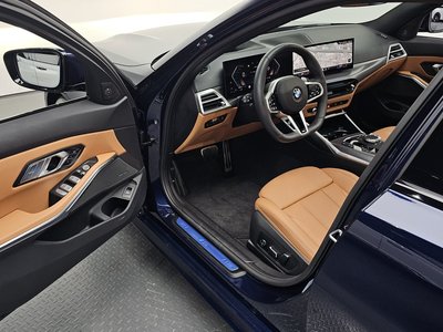 صورة مصغرة 13 لـ 2025 BMW 3 SERIES