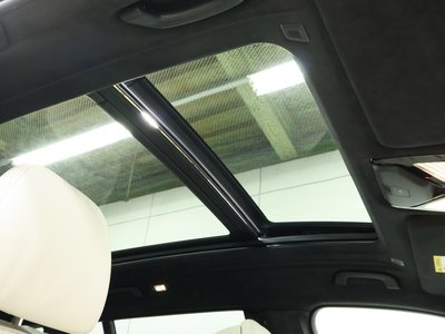 2025 BMW X7 — миниатюра 31
