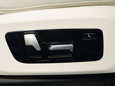 2025 BMW X7 — миниатюра 61