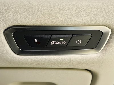 2025 BMW X7 — миниатюра 67