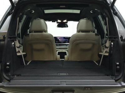 2025 BMW X7 — миниатюра 35