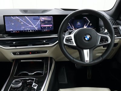 2025 BMW X7 — миниатюра 17