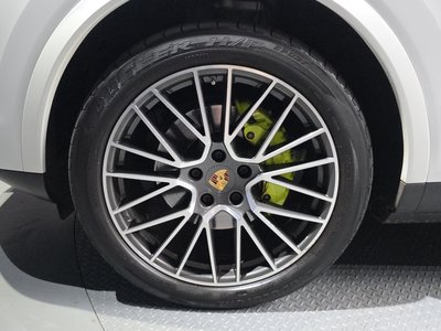صورة 6 لـ 2020 Porsche CAYENNE