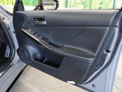 2024 Lexus IS 缩略图 35
