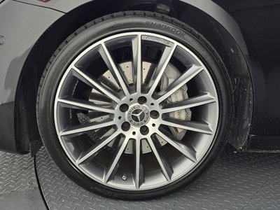 MERCEDES-BENZ E-CLASS - 6