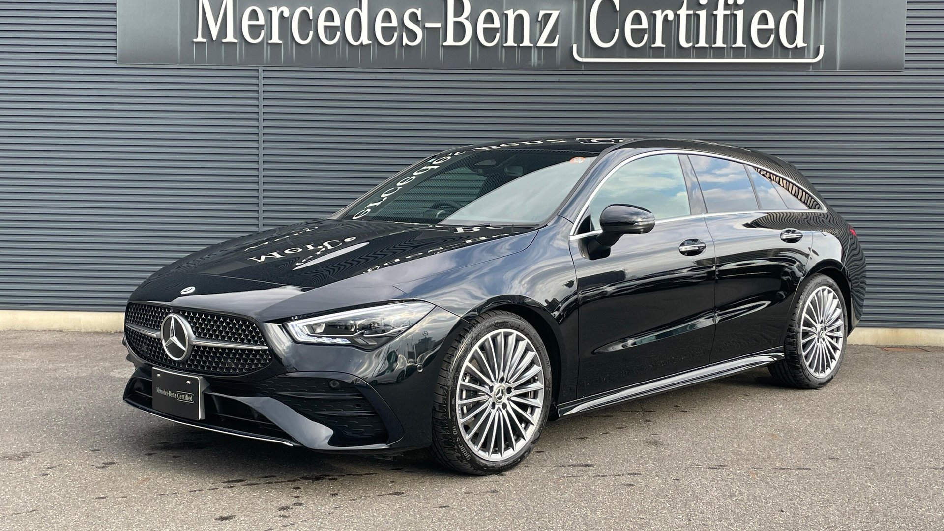 MERCEDES-BENZ CLA SHOOTING BRAKE - View 1