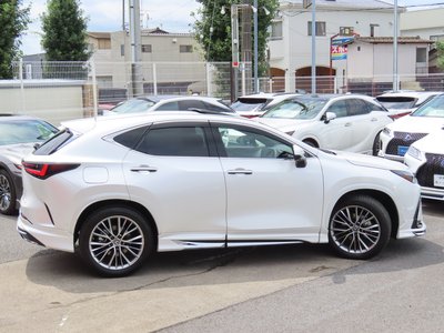 صورة 6 لـ 2023 Lexus NX