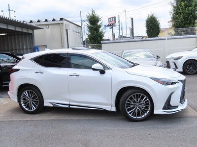 صورة 4 لـ 2023 Lexus NX