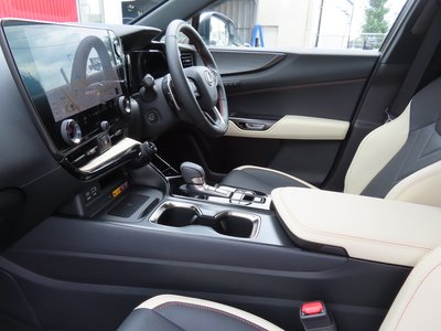 2023 Lexus NX thumbnail 12
