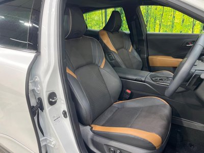 TOYOTA CROWN CROSSOVER - 8