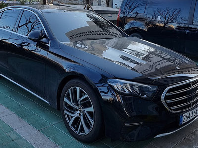 MERCEDES-BENZ E-CLASS - 2