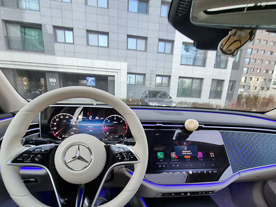 MERCEDES-BENZ E-CLASS - 5