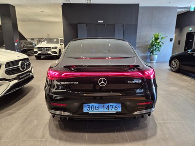 MERCEDES-BENZ EQE - 3