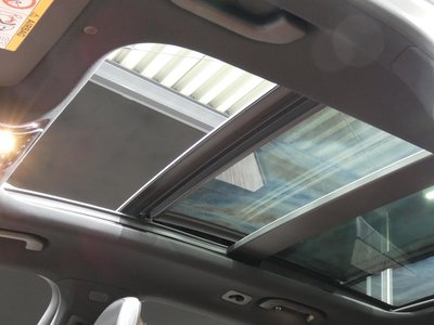 MERCEDES-BENZ GLC - 4