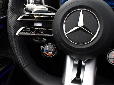 MERCEDES-BENZ SL-CLASS AMG 2023 thumbnail 25