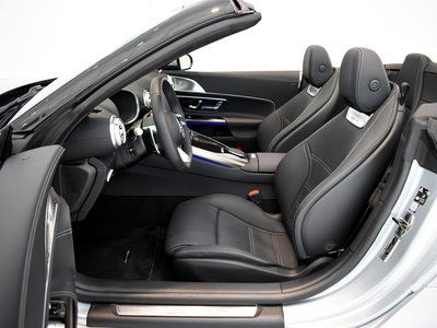 MERCEDES-BENZ SL-CLASS AMG 2023 thumbnail 34