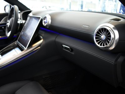 MERCEDES-BENZ SL-CLASS AMG 2023 thumbnail 54