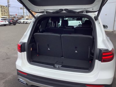 MERCEDES-BENZ GLB - 8