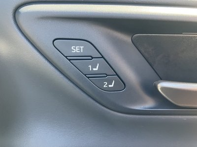 TOYOTA CROWN SPORT - 9