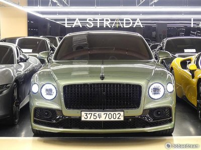 2022 Bentley FLYING SPUR — фото 1