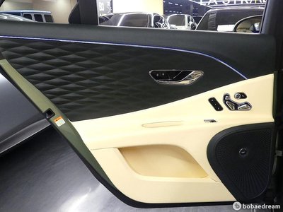 صورة مصغرة 18 لـ 2022 Bentley FLYING SPUR