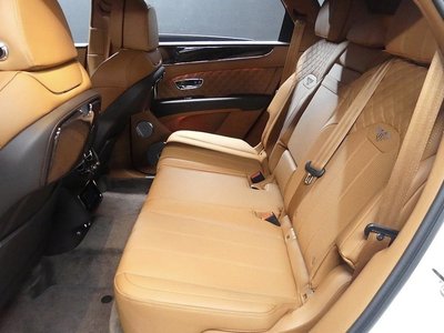 2022 Bentley BENTAYGA thumbnail 17