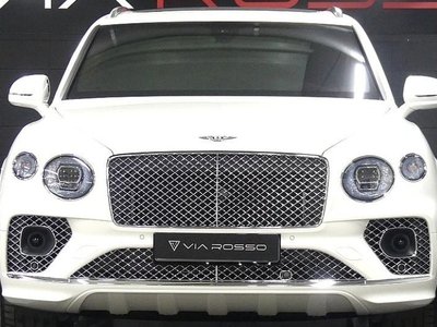 2022 Bentley BENTAYGA photo 2