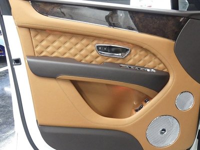 2022 Bentley BENTAYGA thumbnail 13