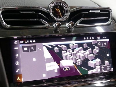 2022 Bentley BENTAYGA thumbnail 14