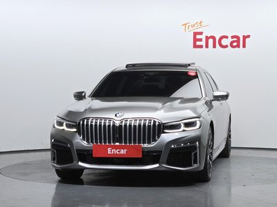 BMW 7 SERIES - 2