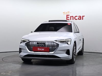 AUDI E-TRON - 2