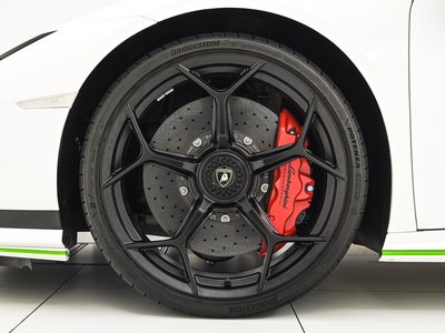 2023 Lamborghini HURACAN thumbnail 29