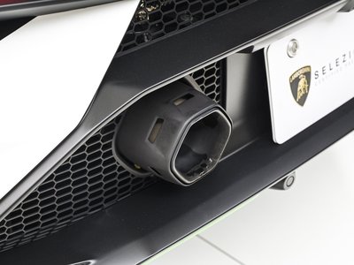 2023 Lamborghini HURACAN thumbnail 31