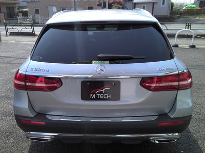 MERCEDES-BENZ E-CLASS - 5