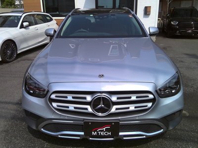 MERCEDES-BENZ E-CLASS - 2