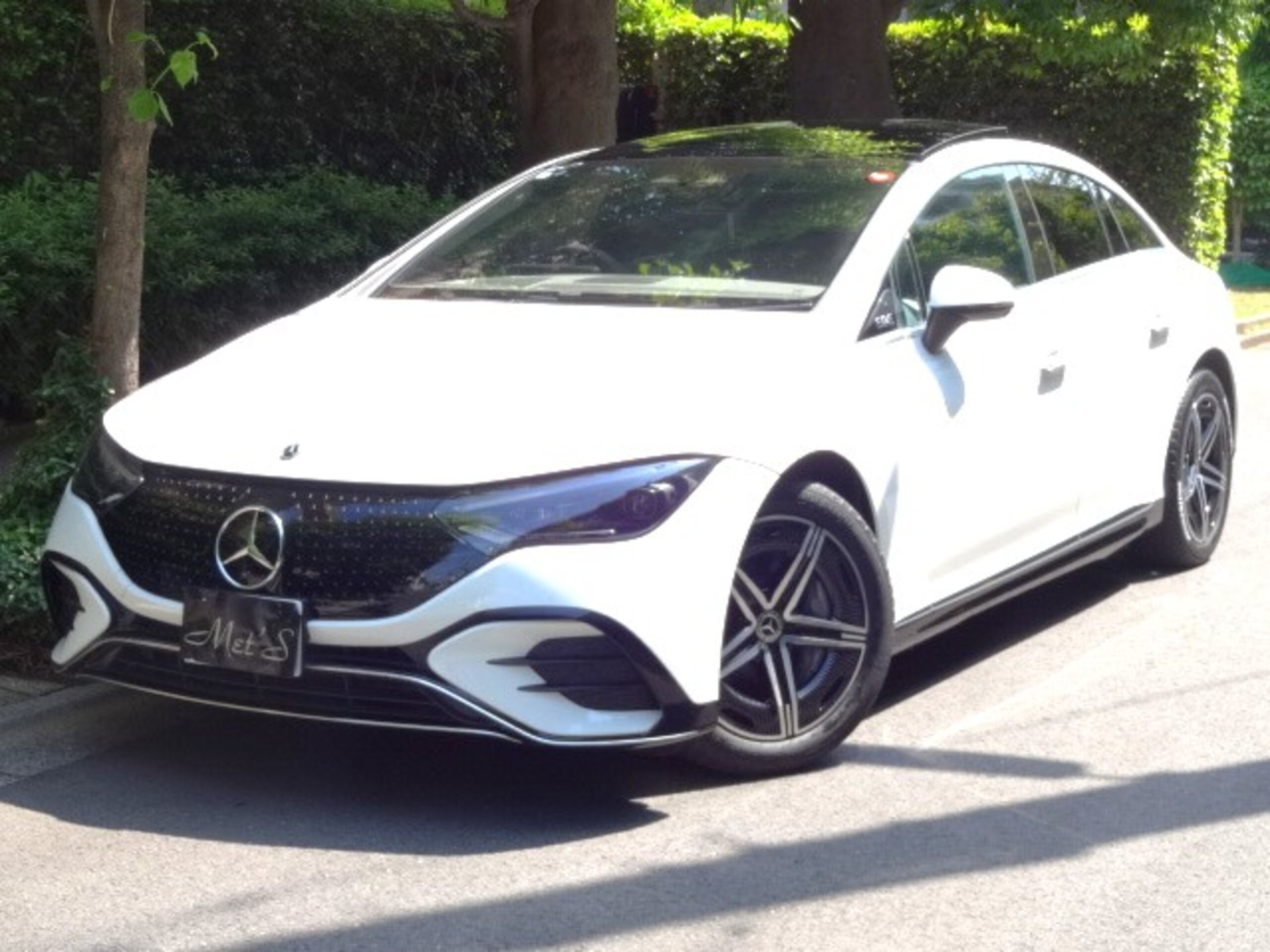 MERCEDES-BENZ EQE - View 1