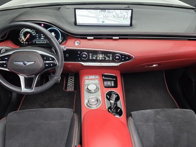 صورة 5 لـ 2021 Genesis GV70