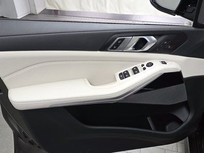 2025 BMW X5 缩略图 14