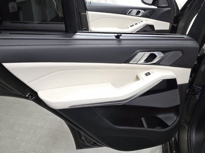 2025 BMW X5 缩略图 15